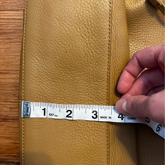 Vince Camuto Camel color shoulder bag - Picture 10 of 16